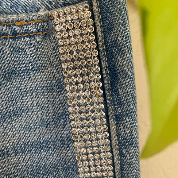 Levi’s 501 with Rhinestones - Picture 3 of 4
